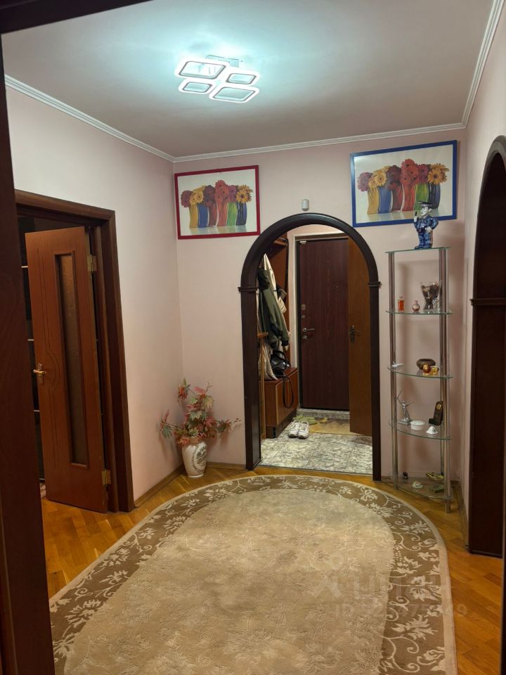 Аренда 4-комн квартиры на вторичном рынке аллея Витте, 2