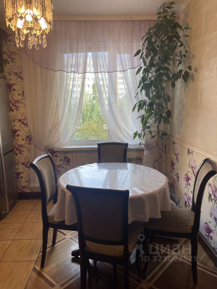 Аренда 3-комн квартиры на вторичном рынке Планерная улица, 47К5