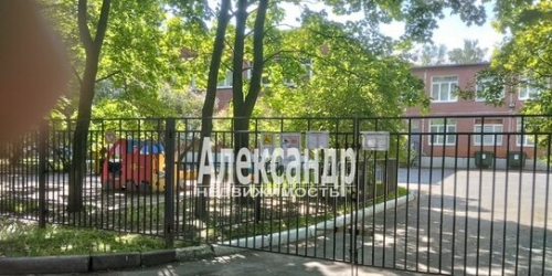 2-комн квартира Маршала Блюхера пр-кт,  д. 65