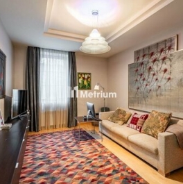 Продажа 4-комн квартиры на вторичном рынке Кременчугская улица,  д. 32 к1