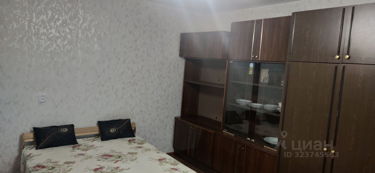 Аренда 1-комн квартиры на вторичном рынке Колпино, улица Братьев Радченко, 19