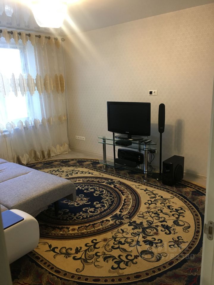 Аренда 1-комн квартиры на вторичном рынке Карачаровская 3-я ул,  д. 9К1