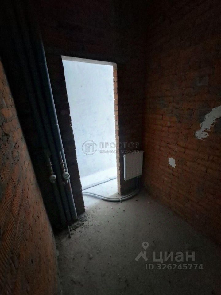 Продажа 2-комн квартиры на вторичном рынке Отрадное пгт, улица Пятницкая, 19