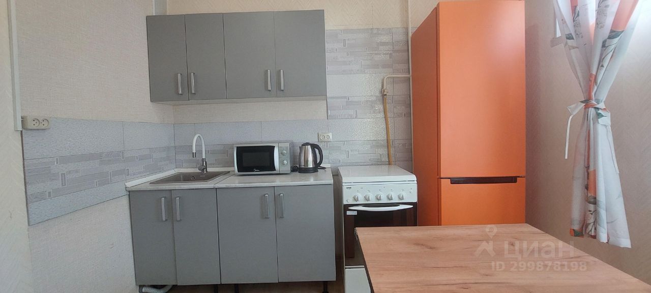 Аренда 1-комн квартиры на вторичном рынке д. Кипень, шоссе Ропшинское, 21