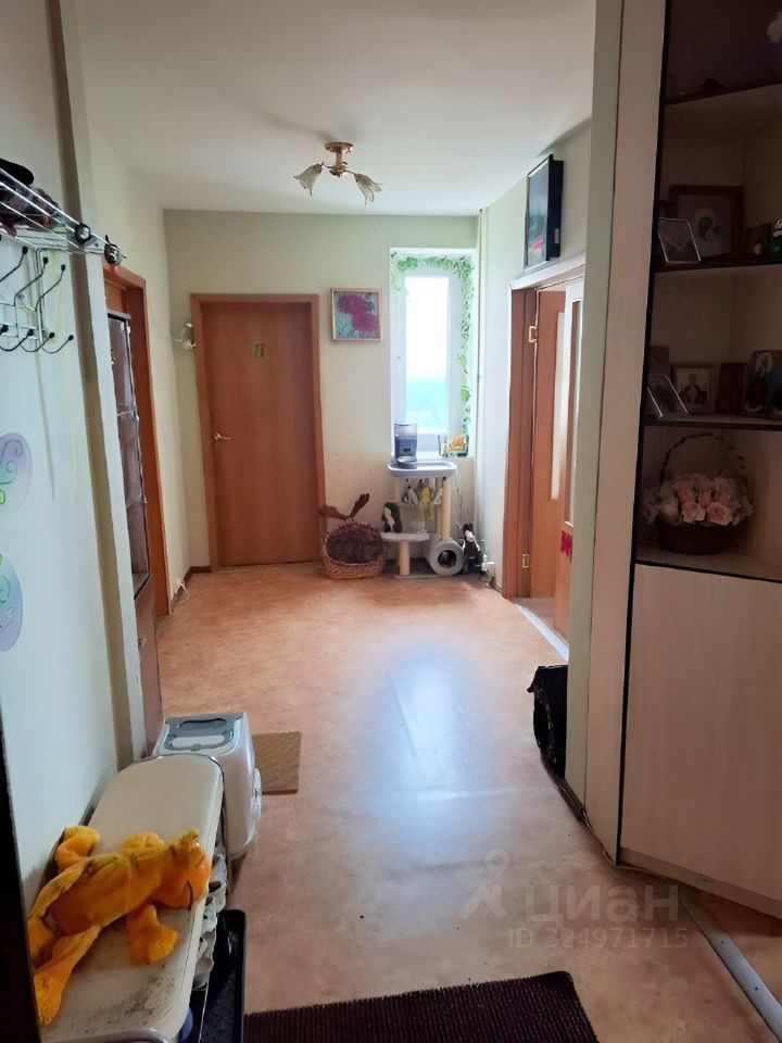 Продажа 3-комн квартиры на вторичном рынке Красная Горка мкр, улица Садовая,  д. 5к1
