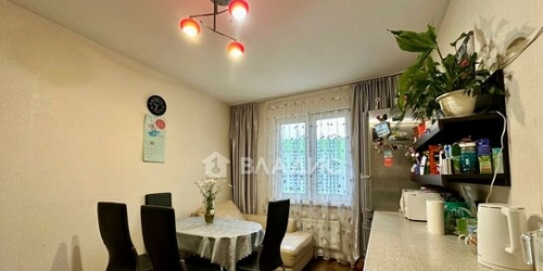 2-комн квартира Замшина улица,  д. 31