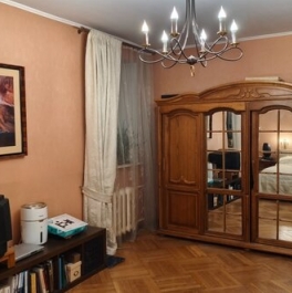 Продажа 3-комн квартиры на вторичном рынке Репищева улица,  д. 7