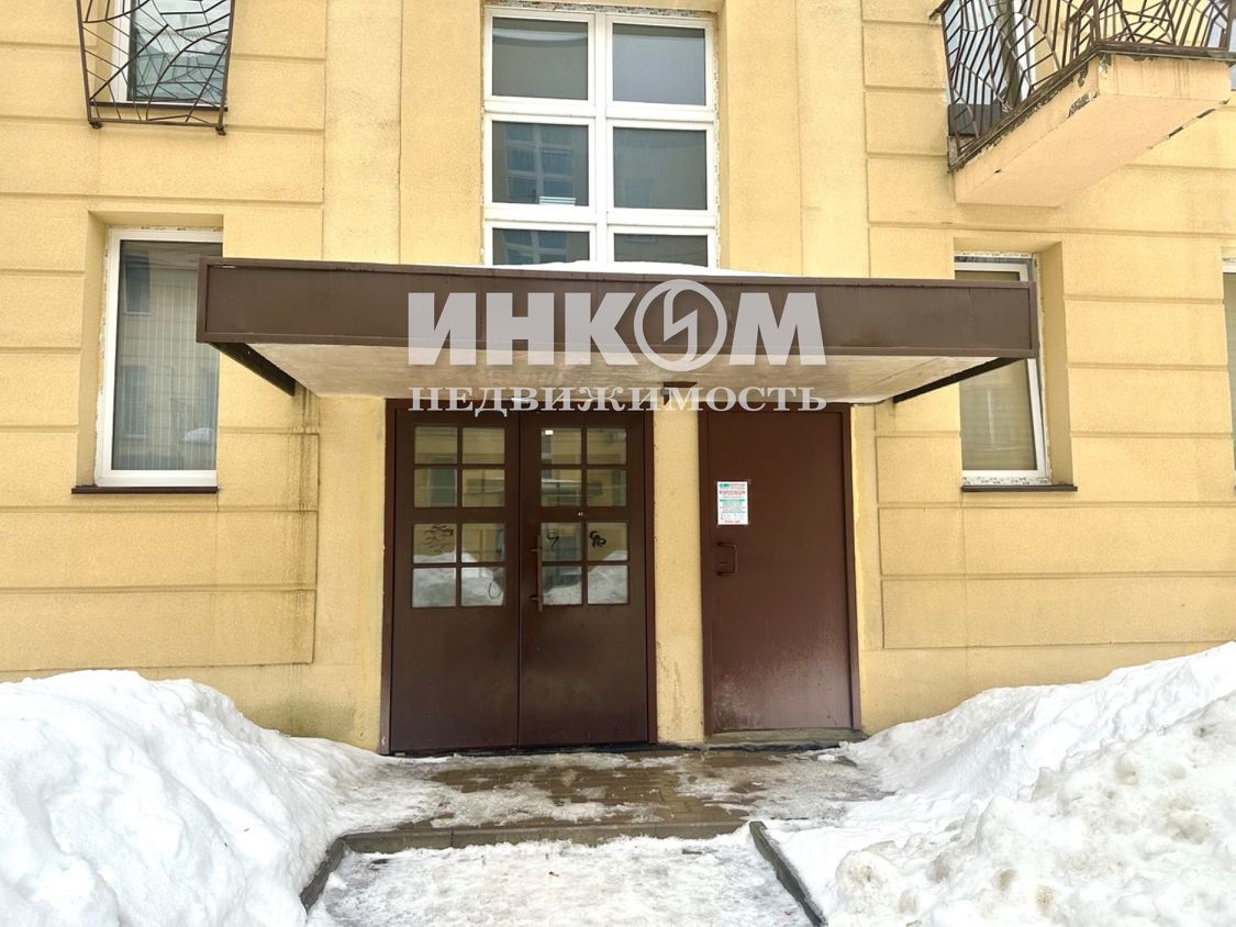 Продажа 1-комн квартиры на вторичном рынке Тучково пгт, улица Комсомольская, 14с2