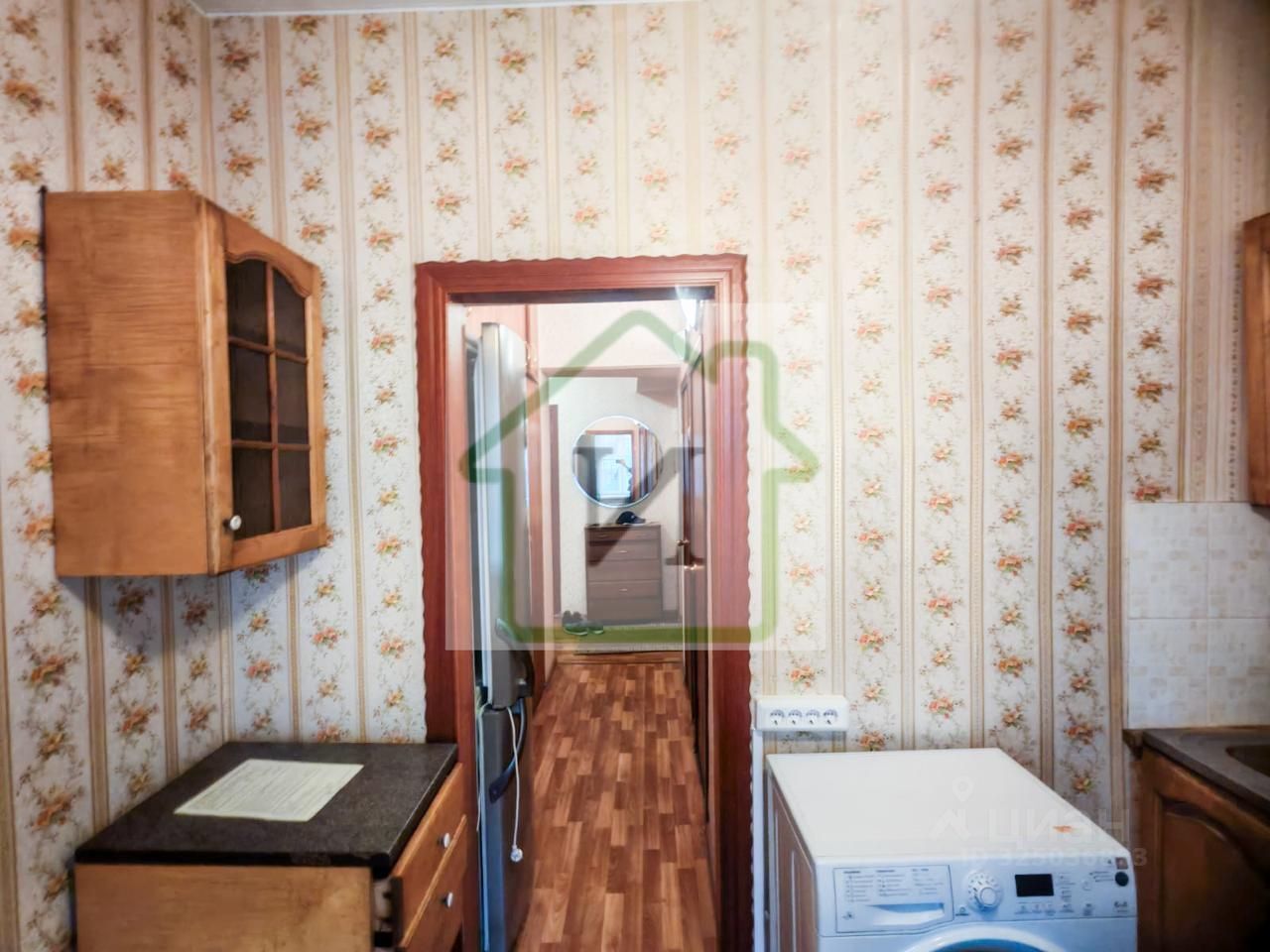 Продажа 3-комн квартиры на вторичном рынке пос. Лесные Поляны, улица Комбикормовый Завод, 13А