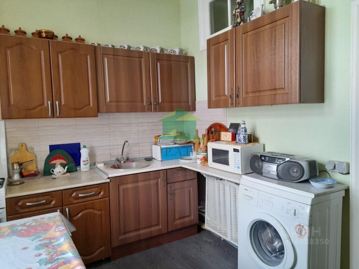 Продажа 2-комн квартиры на вторичном рынке проспект Буденного, 30/8