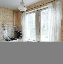 Продажа 2-комн квартиры на вторичном рынке Зенино, улица Камова,  д. 5 к2