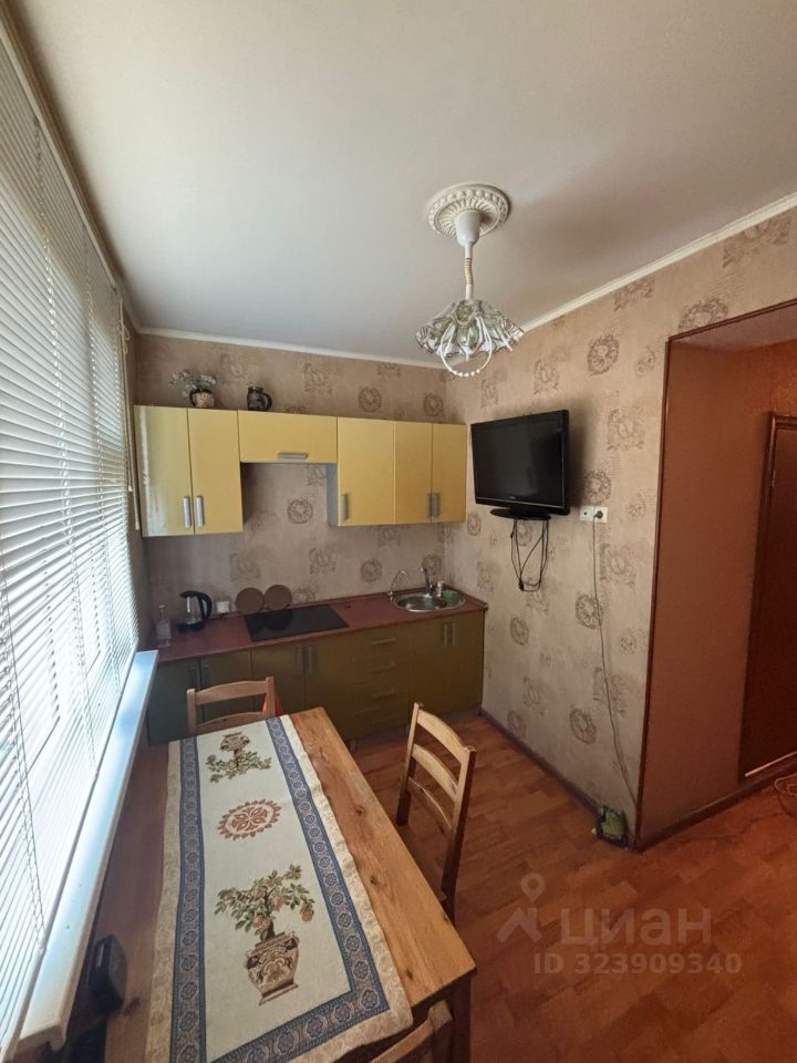 Аренда 1-комн квартиры на вторичном рынке Красная Горка мкр, Люберцы, проспект Победы, 10/18