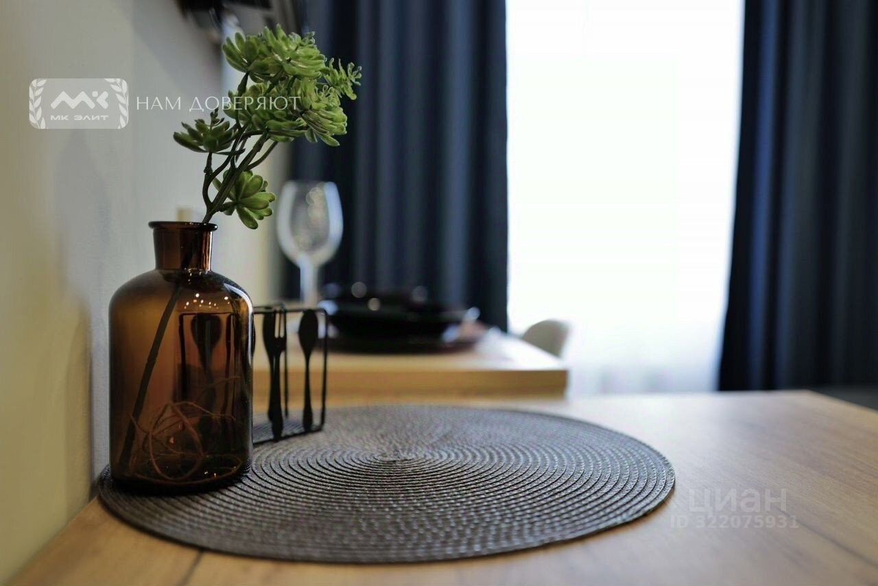 Продажа студии улица Матроса Железняка, 2