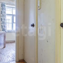 Продажа 2-комн квартиры на вторичном рынке Репина ул,  д. 25