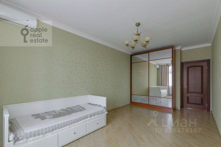 Продажа 3-комн квартиры на вторичном рынке Щукинская улица, 2