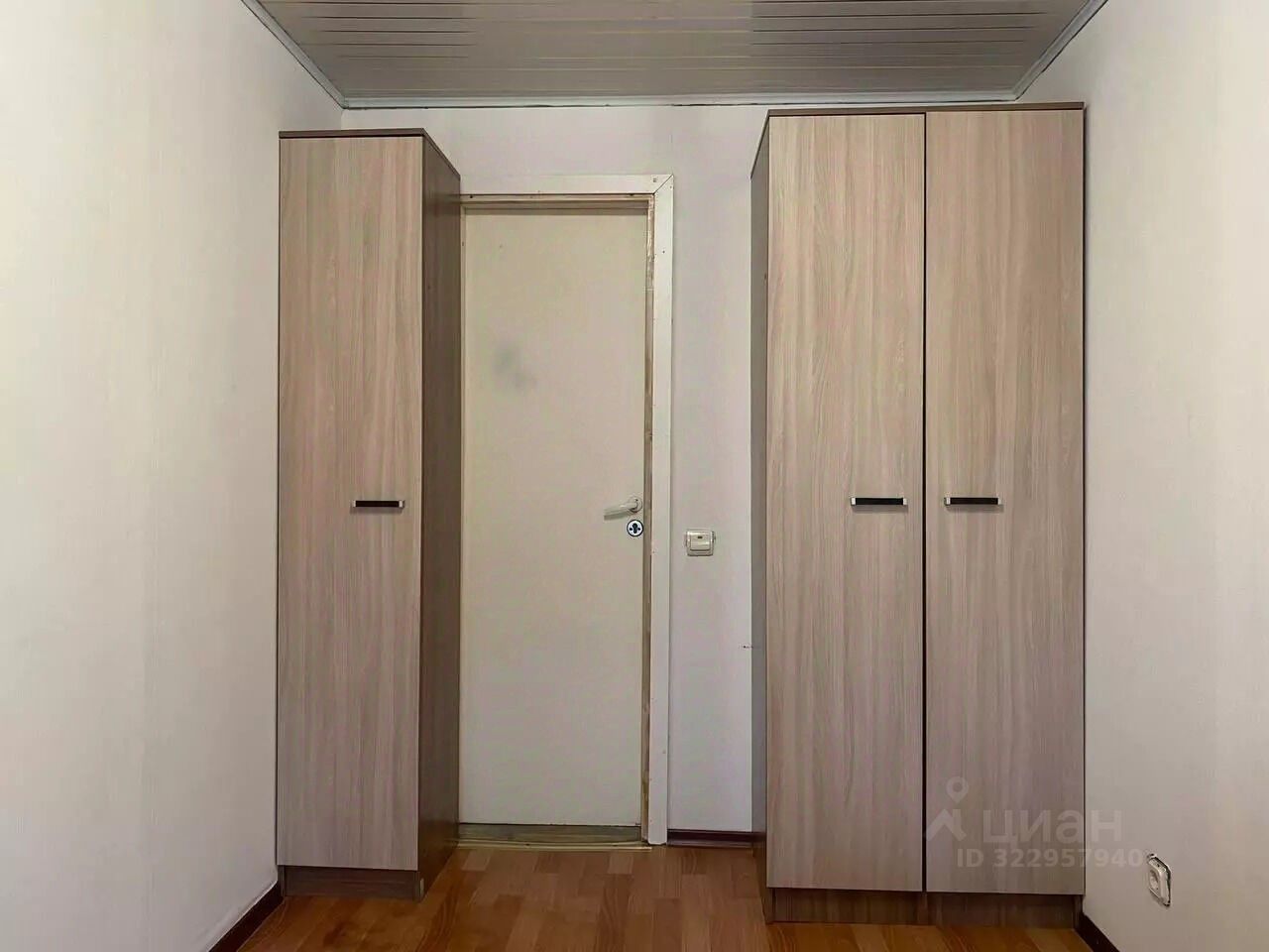 Продажа 4-комн квартиры на вторичном рынке Конная улица, 10В