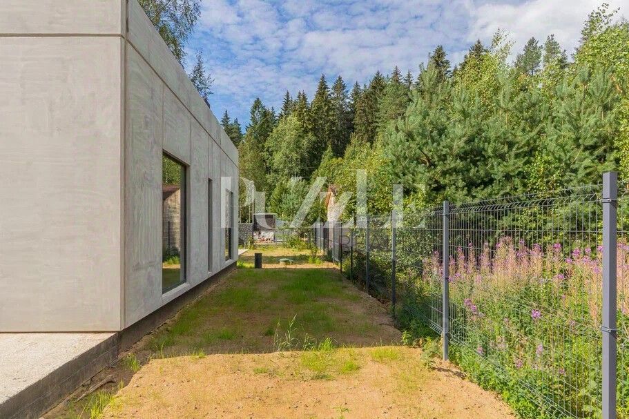 Продажа дома пос. Ленинское, проезд Ветвистый, 14