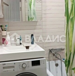 Продажа 3-комн квартиры на вторичном рынке Сумской проезд,  д. 7 к1