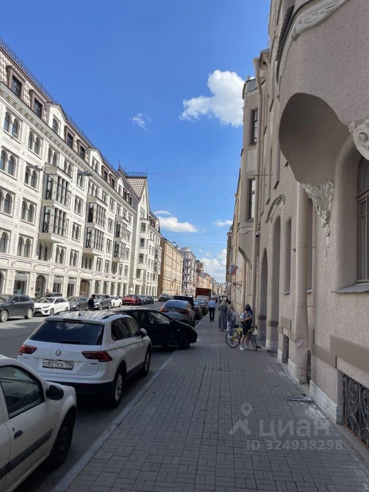 Продажа комнаты переулок Басков, 3