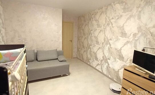 Продажа 2-комн квартиры на вторичном рынке Электросталь г, Южный пр-кт,  д. 9 к2