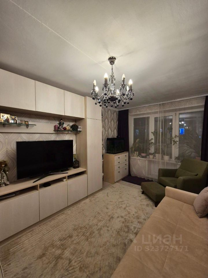 Продажа 1-комн квартиры на вторичном рынке улица Героев Панфиловцев, 45К1