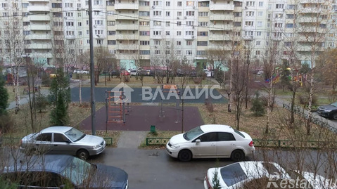 Продажа 1-комн квартиры на вторичном рынке Красногорск, улица Игната Титова,  д. 7