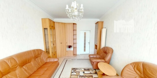 2-комн квартира улица Академика Комарова,  д. 18
