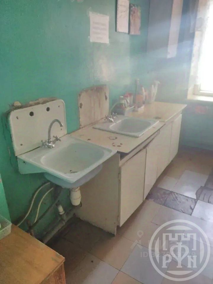 Продажа комнаты Колпино, улица Металлургов, 4