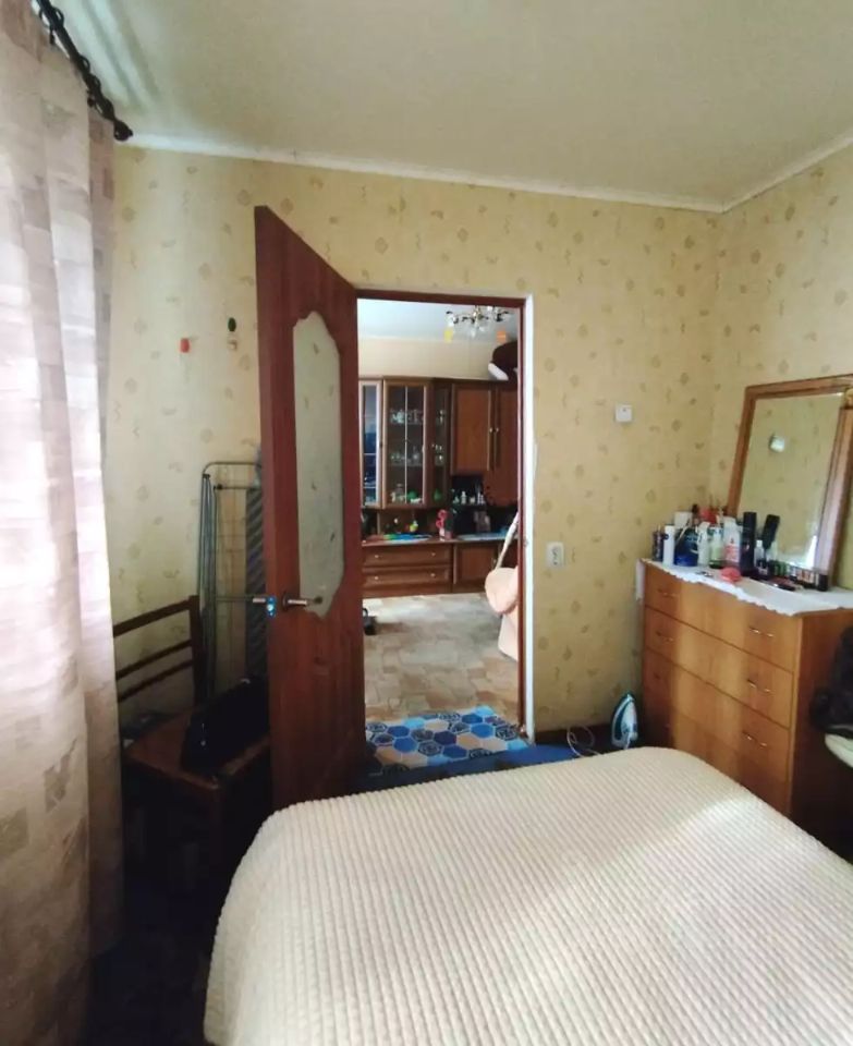 Продажа 2-комн квартиры на вторичном рынке Рощино пгт, переулок Садовый, 5