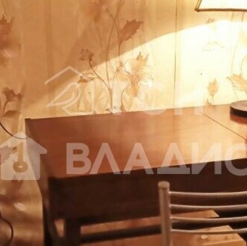 2-комн квартира Юбилейный, улица Глинкина,  д. 3