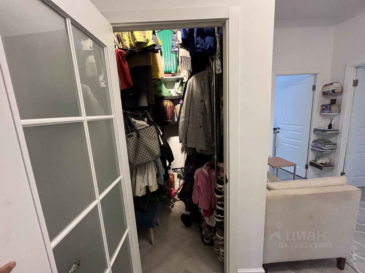 Продажа 3-комн квартиры на вторичном рынке Старая Басманная улица, 20к2