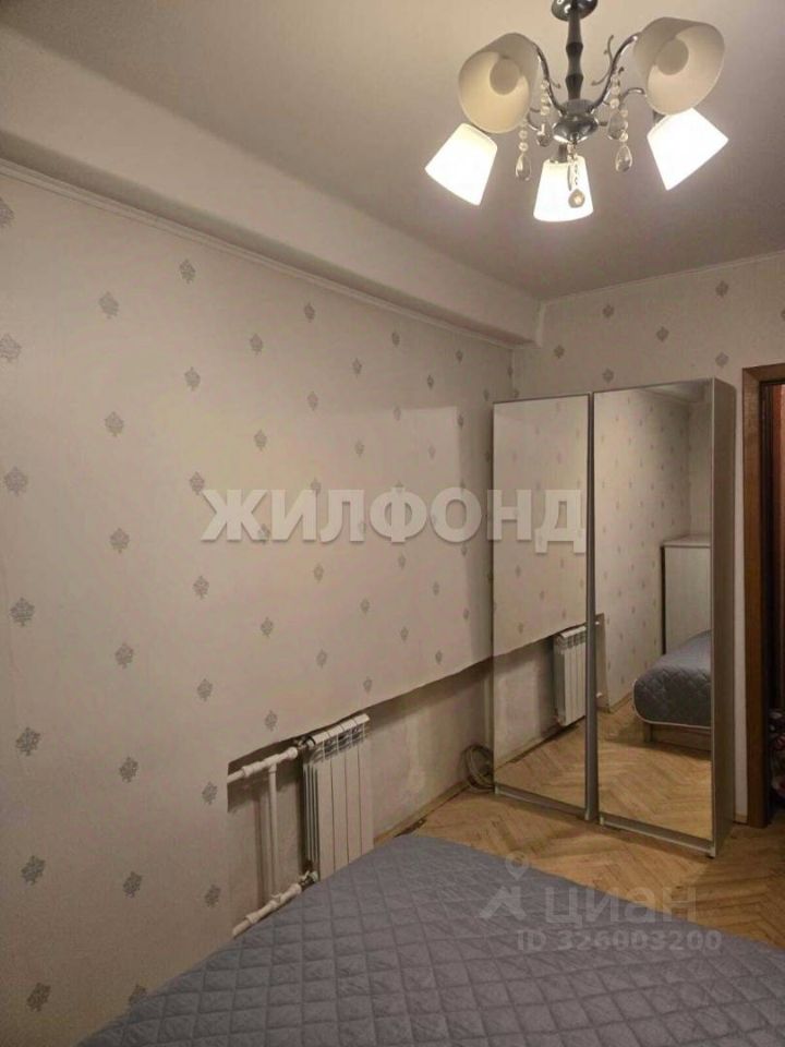 Продажа 4-комн квартиры на вторичном рынке Тихорецкий проспект, 35