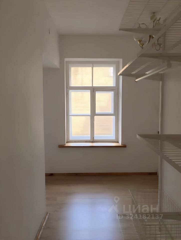 Аренда 2-комн квартиры на вторичном рынке Колокольная улица, 7