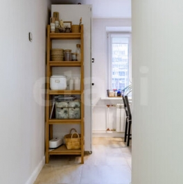 Продажа 2-комн квартиры на вторичном рынке улица Уточкина,  д. 9