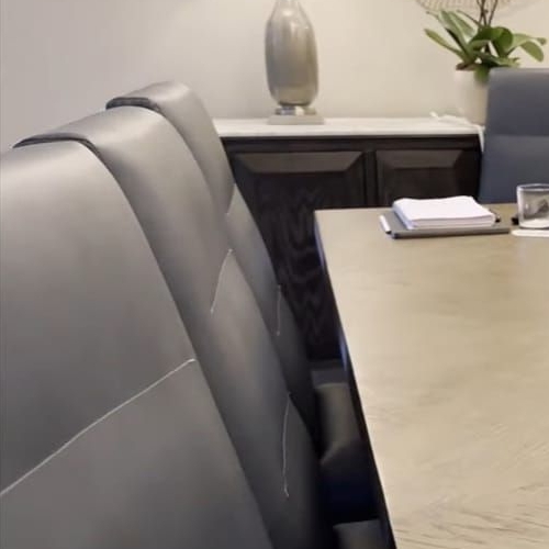 2-комн квартира улица Гришина, 16