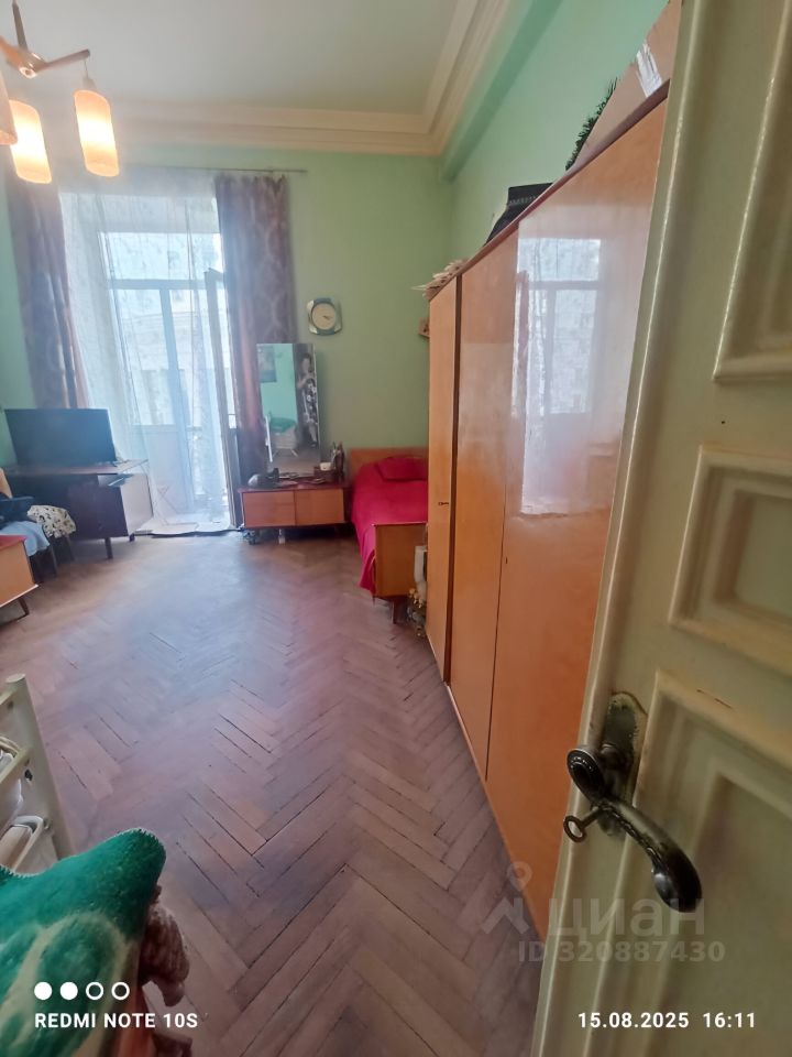 Продажа 2-комн квартиры на вторичном рынке Садовая-Спасская улица, 21/1