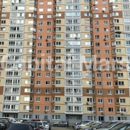 Аренда 3-комн квартиры на вторичном рынке улица Фабрициуса,  д. 20