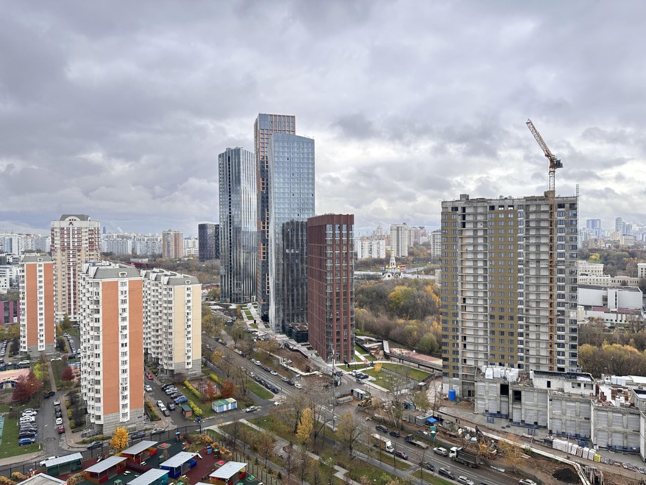 Продажа 2-комн квартиры на вторичном рынке Большая Очаковская улица, 3