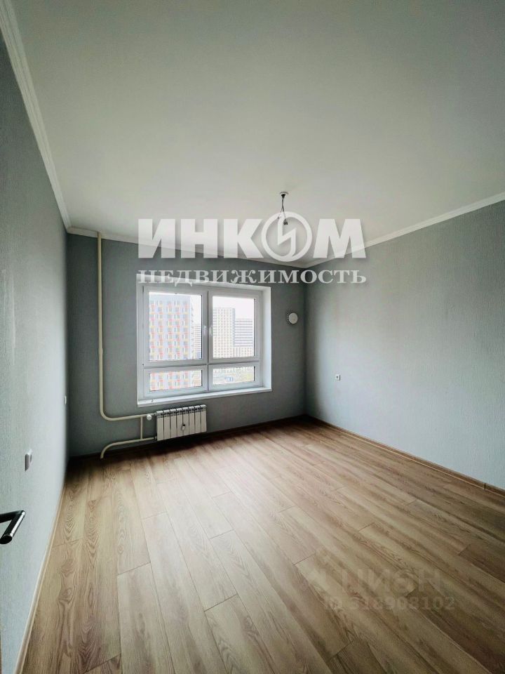 Продажа 4-комн квартиры на вторичном рынке улица Сочинская, 8