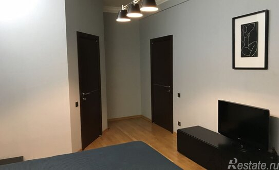 Аренда 2-комн квартиры на вторичном рынке ул Платовская,  д. 4