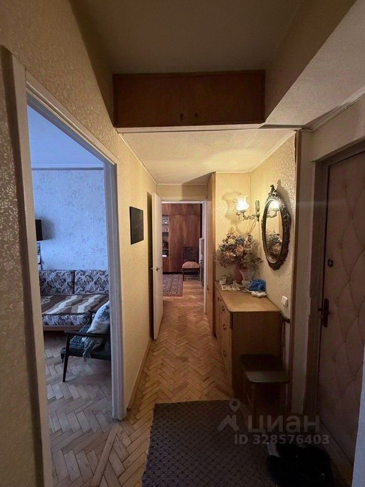 Продажа 2-комн квартиры на вторичном рынке Ленинский пр-кт,  д. 122