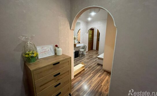 Продажа 3-комн квартиры на вторичном рынке Гатчина г, Изотова ул,  д. 11