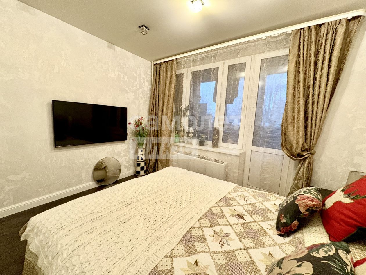 Продажа 3-комн квартиры на вторичном рынке д. Федурново, улица Авиарембаза, 8