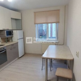 Продажа 1-комн квартиры на вторичном рынке Пулковская ул,  д. 2,  к. 3