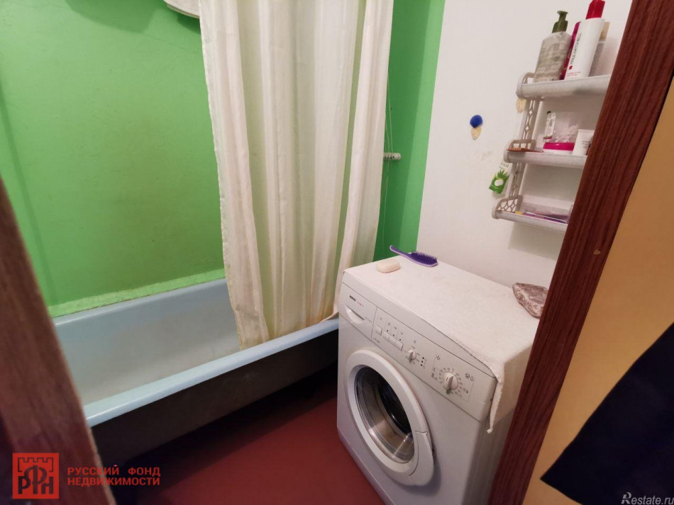 Продажа 2-комн квартиры на вторичном рынке Маршала Новикова ул. ,  д. 7
