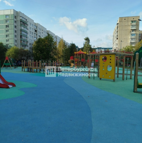 4-комн квартира ул Долгоозёрная, д 4 к 2 литера А