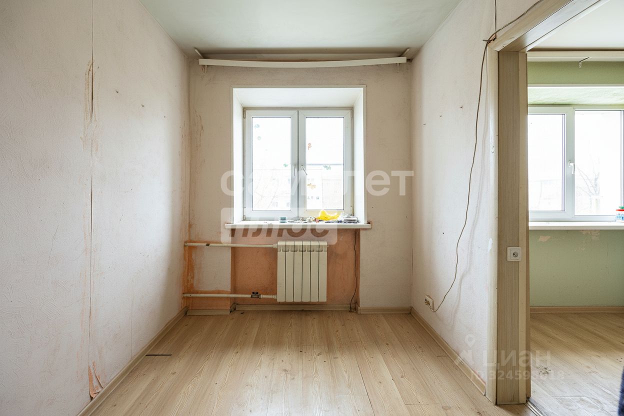 Продажа 2-комн квартиры на вторичном рынке Львовский мкр, проезд Садовый, 4