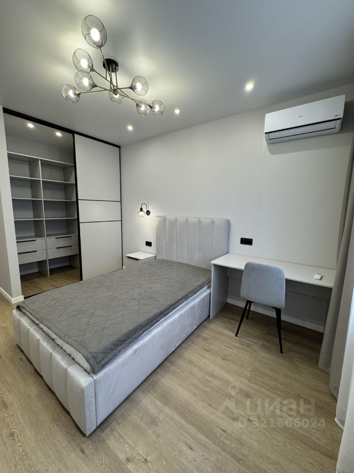 Продажа 4-комн квартиры на вторичном рынке Одинцово, улица Маршала Жукова, 23к2