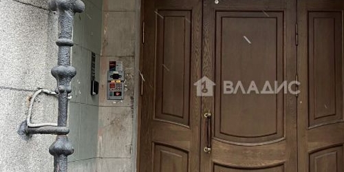 6-комн квартира проспект Большой Петроградской стороны, 69