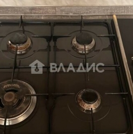Продажа 2-комн квартиры на вторичном рынке Московский пр-кт,  д. 153